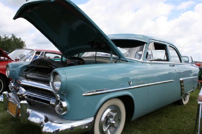 52 Ford Custom V8